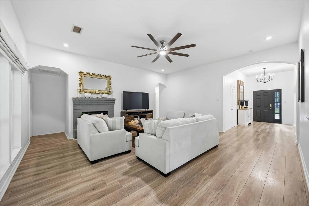 Photo of 17368 Northcrest Circle, New Caney, TX 77357 (MLS # 77716291)