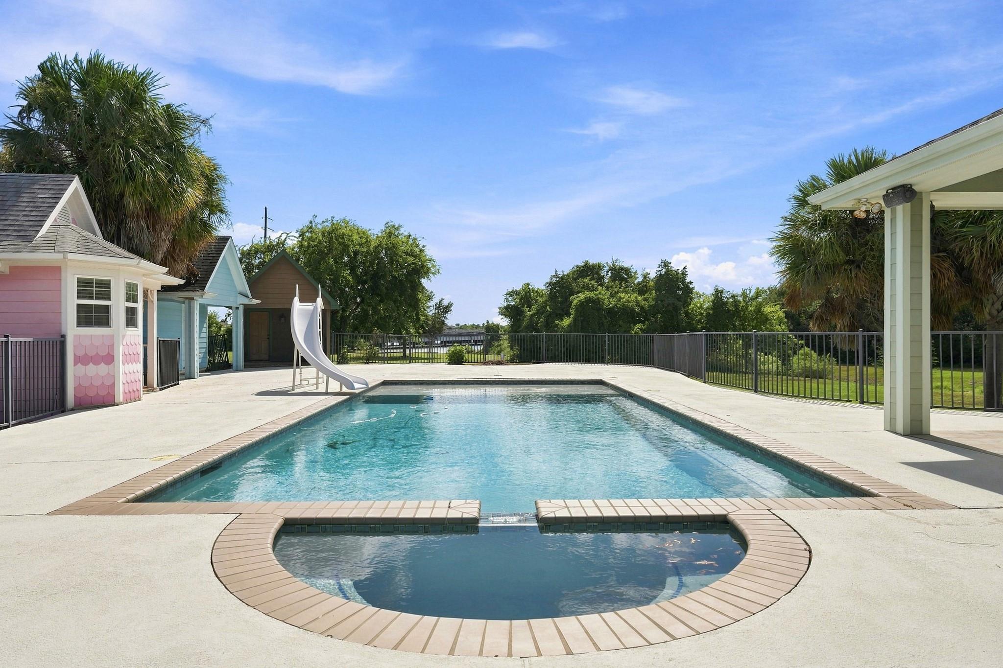 2904 Red Bluff Road