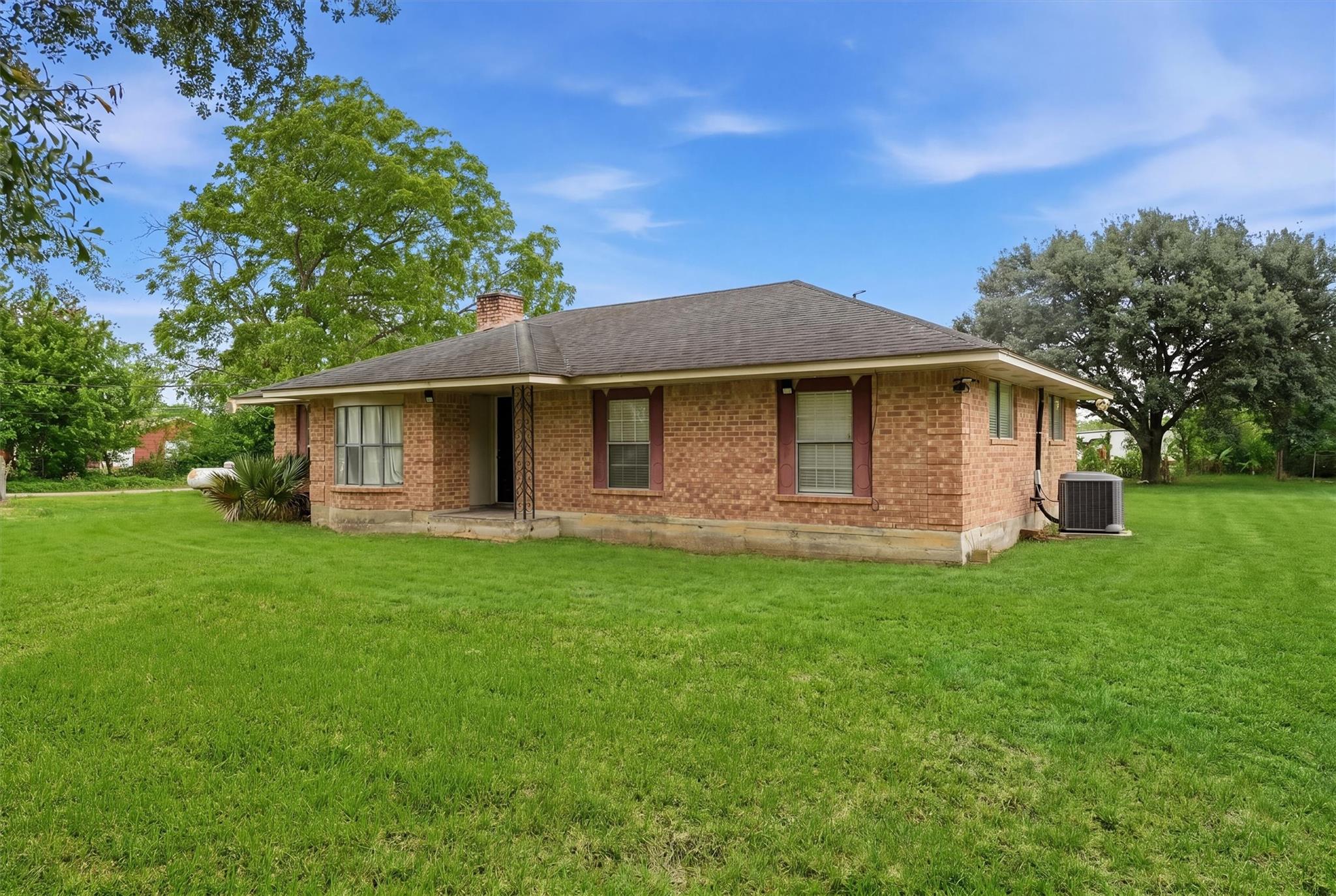 3303 Holy Road