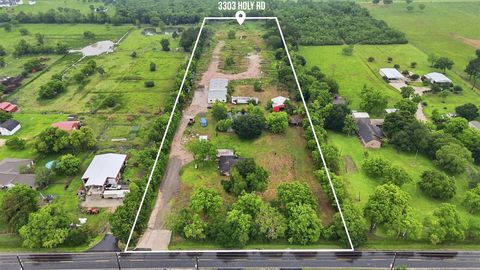Photo of 3303 Holy Road, Crosby, TX 77532 (MLS # 28560990)