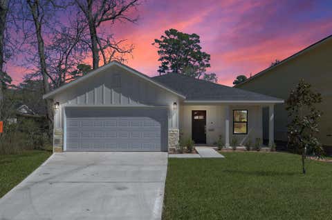 Photo of 106 Harbor Court Drive, Conroe, TX 77356 (MLS # 28721401)