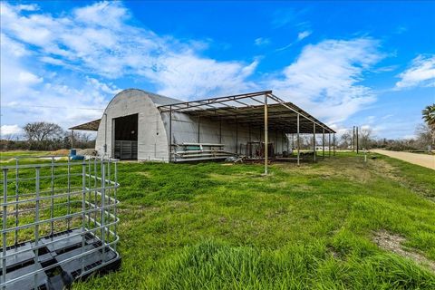 Photo of 108 Palacios Avenue, La Ward, TX 77970 (MLS # 87417359)