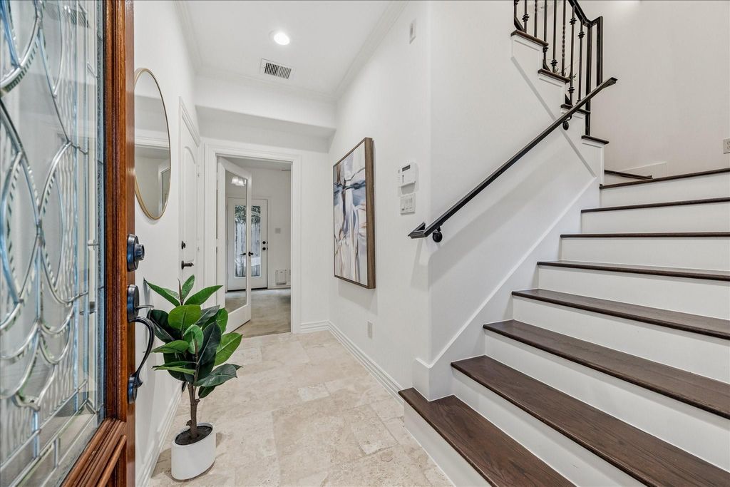 Photo of 4418 Rose Street, Houston, TX 77007 (MLS # 8032026)