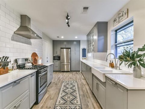 Photo of 401 Reta Drive, Deer Park, TX 77536 (MLS # 13691888)