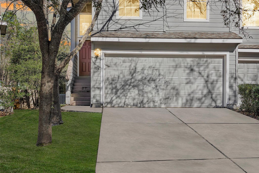 Photo of 35 Marble Rock Place, The Woodlands, TX 77382 (MLS # 44729156)