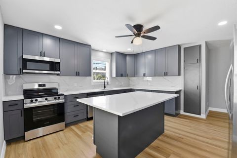 Photo of 1415 Ball, Galveston, TX 77550 (MLS # 30615044)