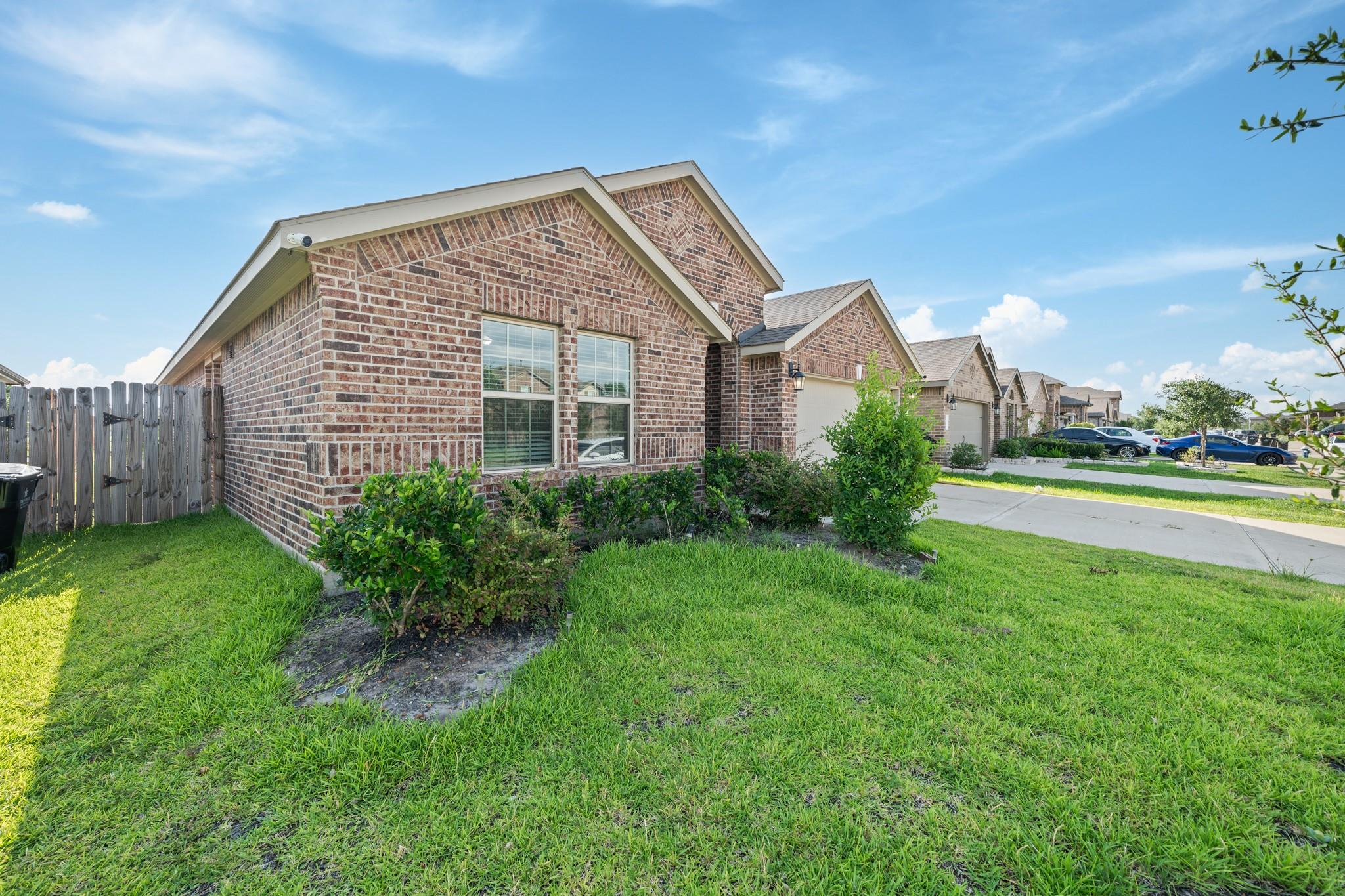 7326 Barrington Ridge Lane