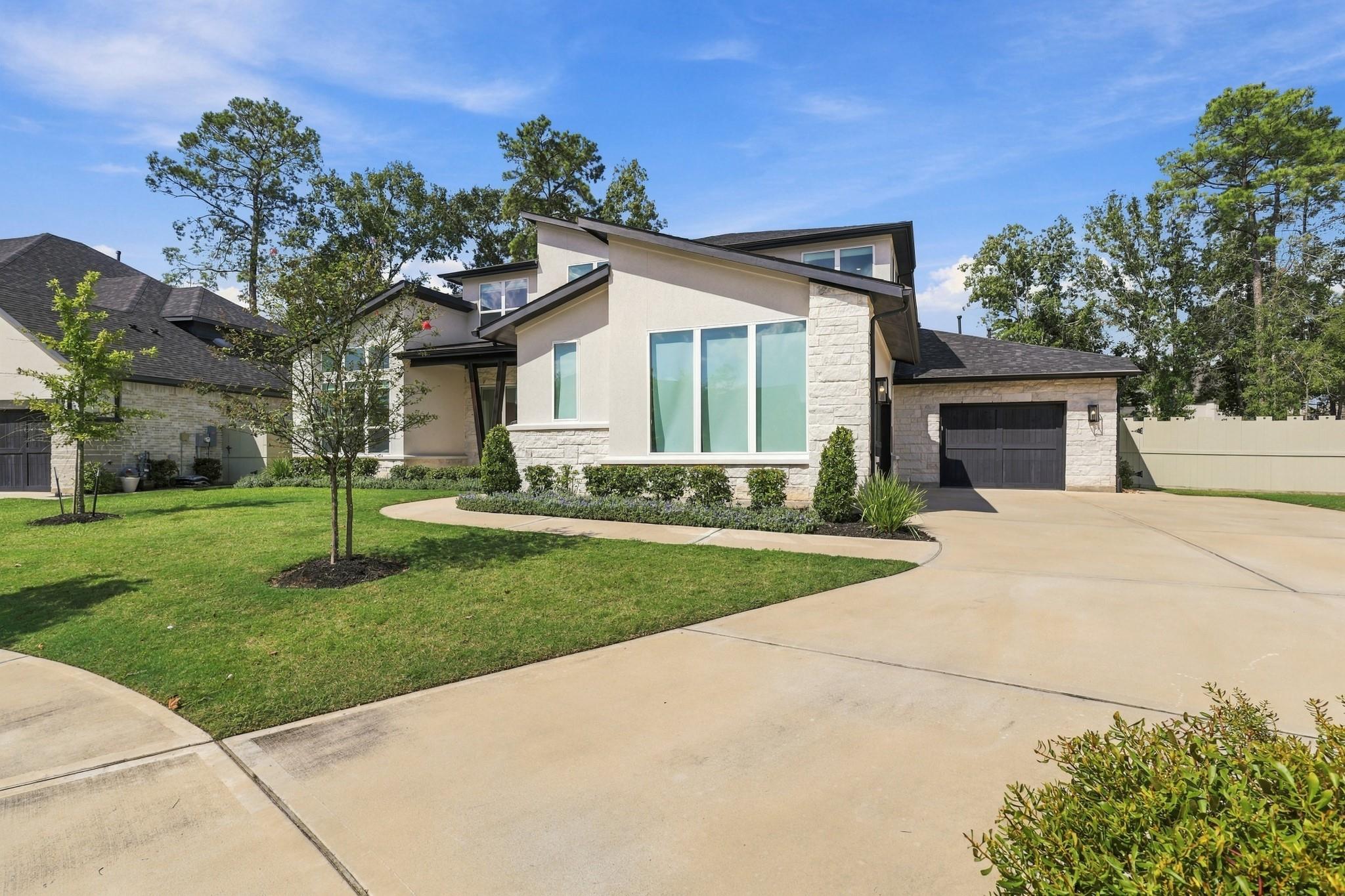 10528 Scarce Chaser Street