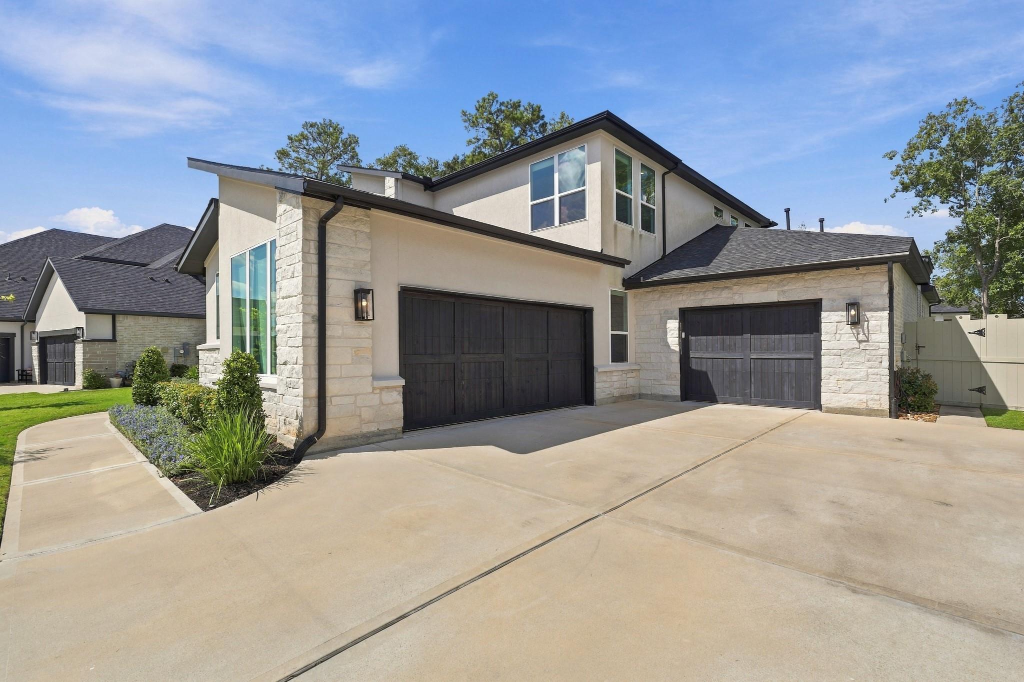 10528 Scarce Chaser Street