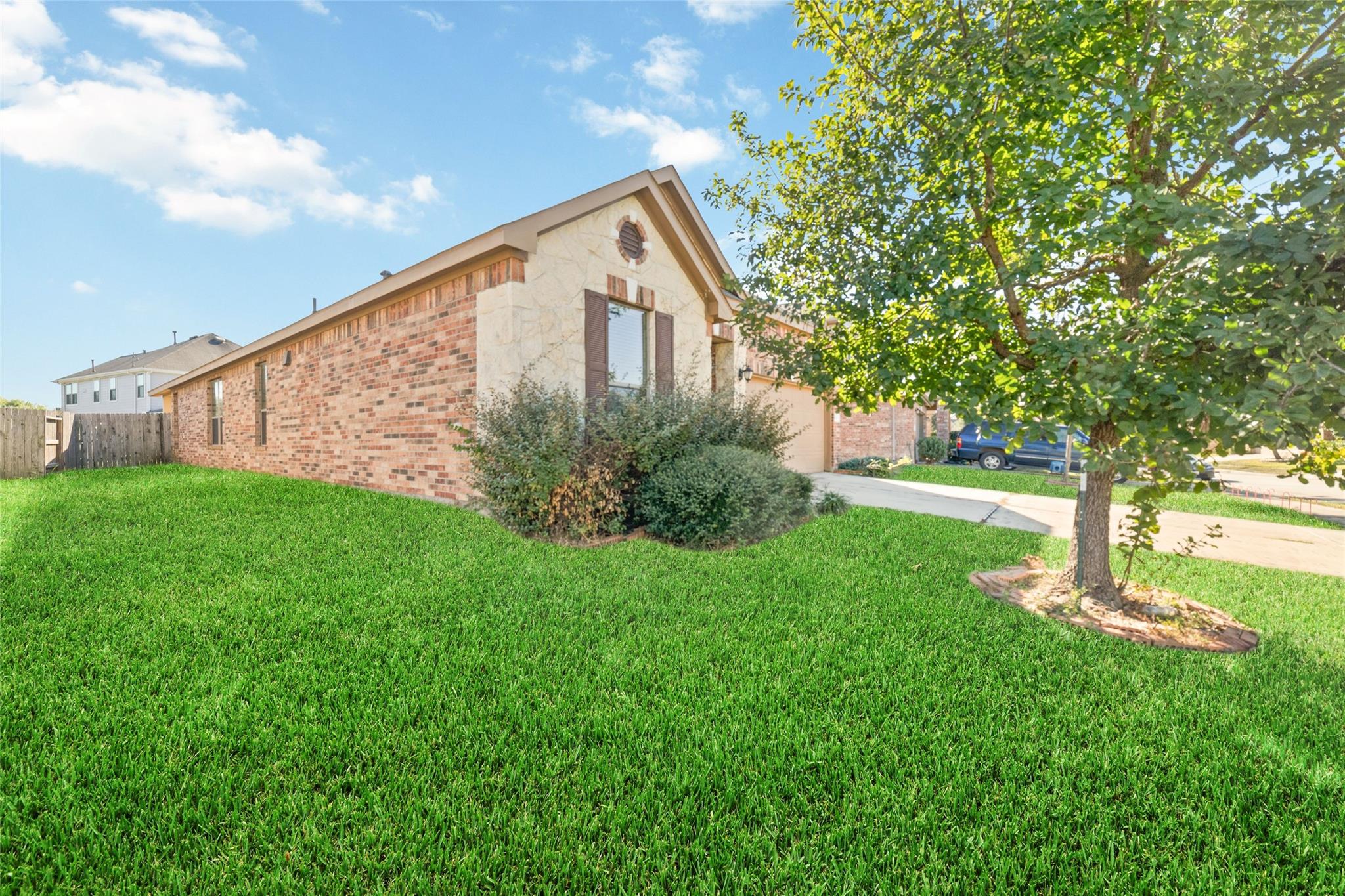 6530 Bayliss Valley Lane