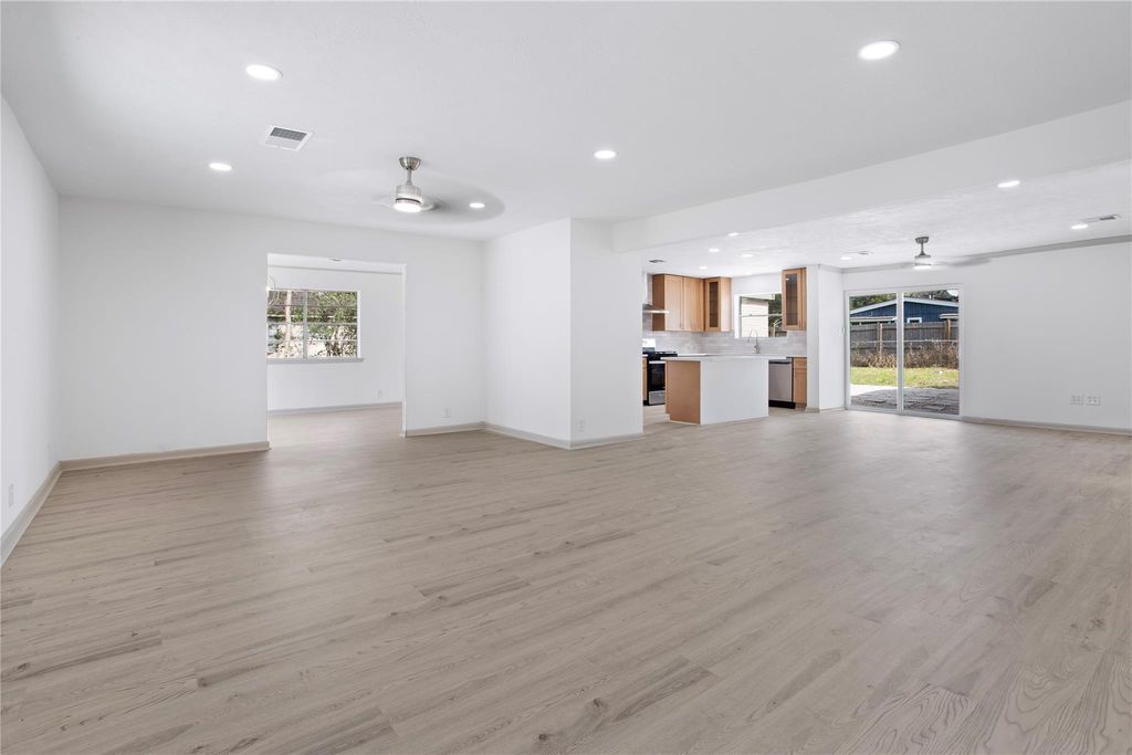 Photo of 24518 Sunny Glen Drive, Houston, TX 77336 (MLS # 82127273)