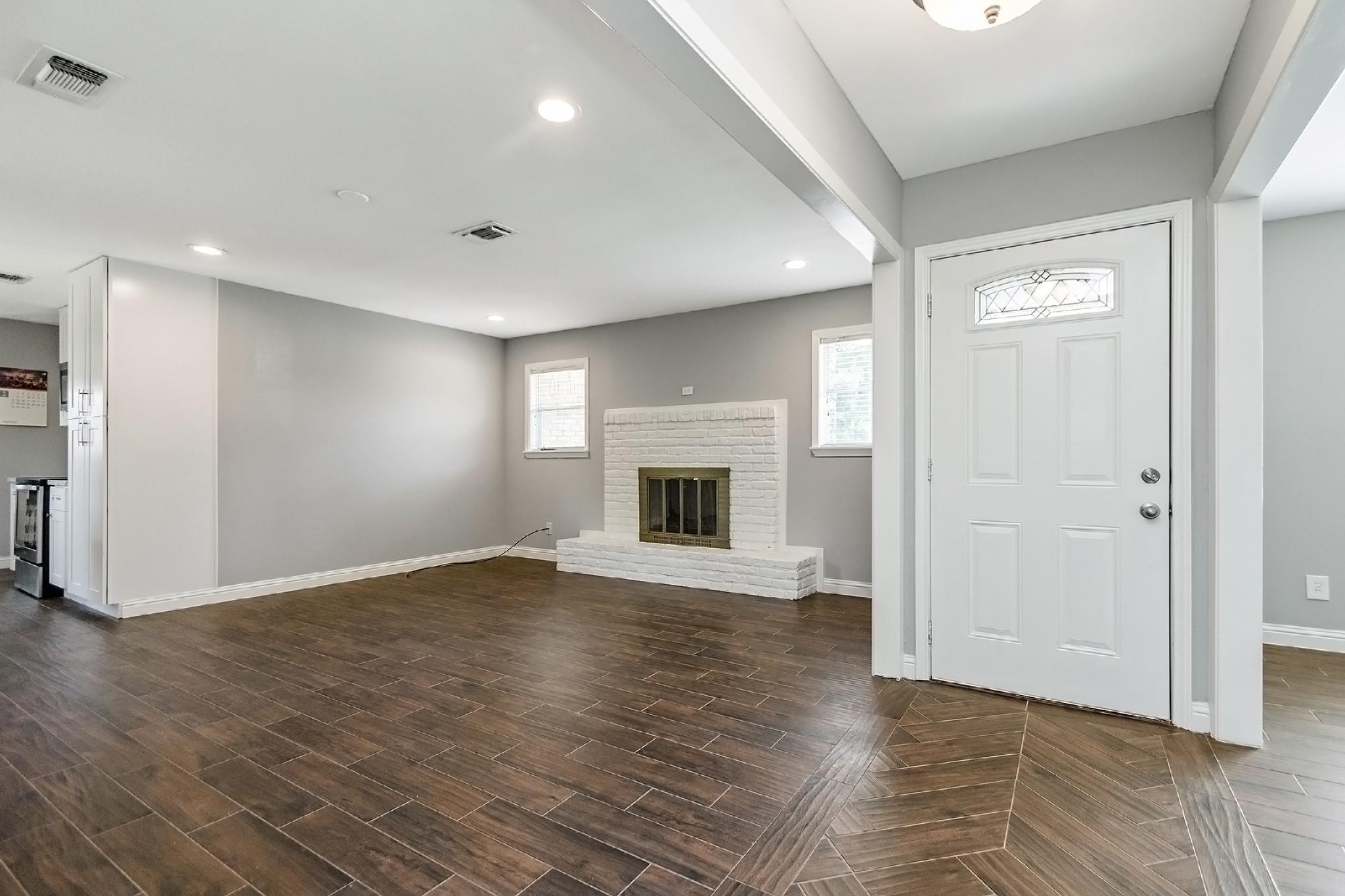 1719 Longhorn Drive