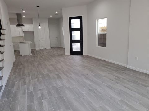 4012 Mckinley Street Houston TX 77051