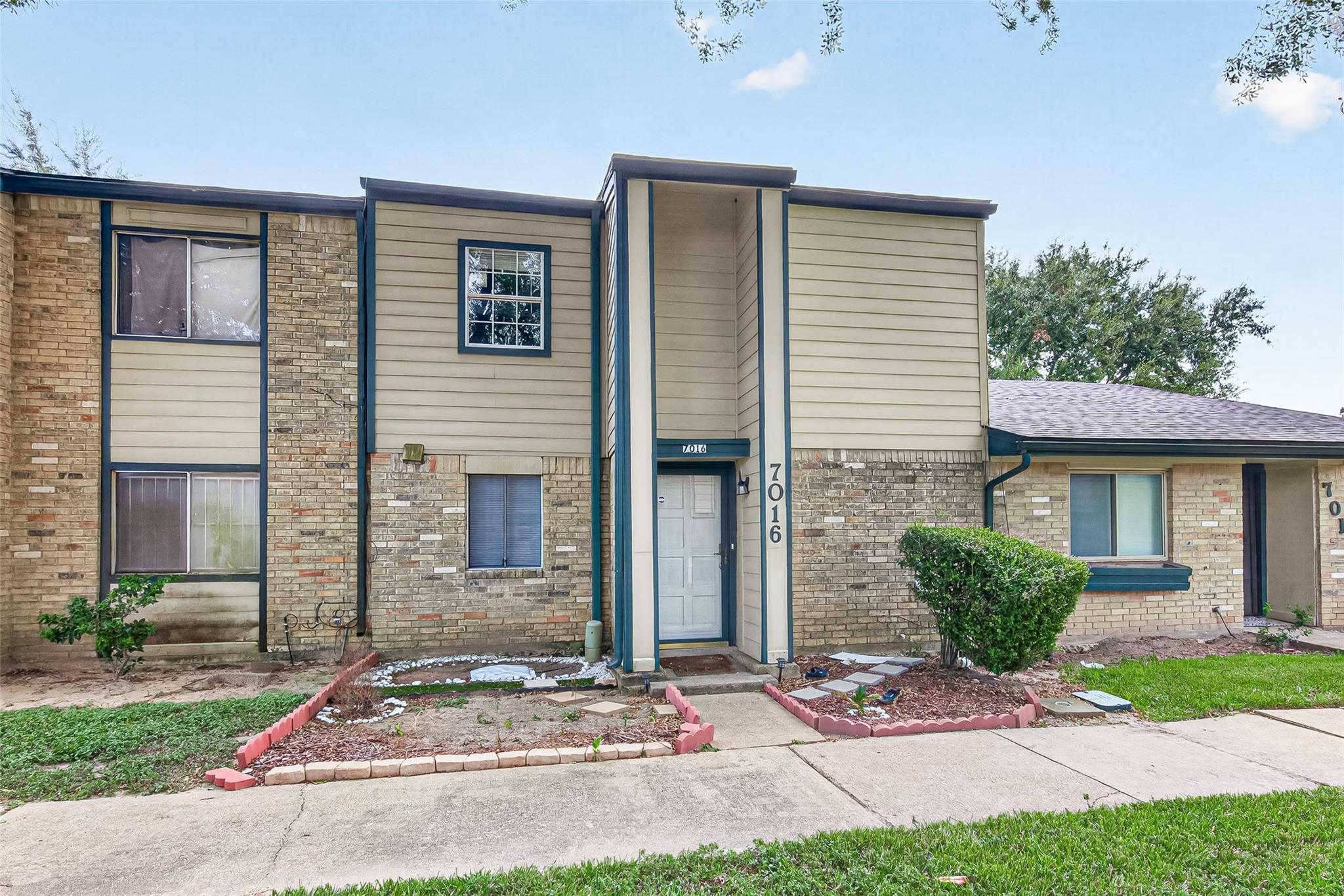 7016 S Dairy Ashford Road