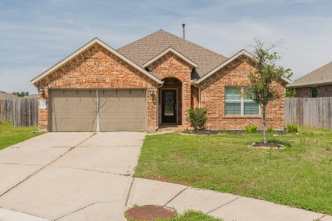 Homes For Sale - 14207 Irvine Ranch Trail<br/> Conroe, TX 77384
