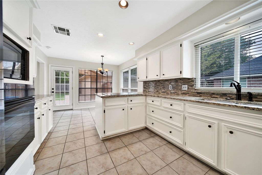 Photo of 3939 Fawn Creek Drive, Kingwood, TX 77339 (MLS # 89324005)