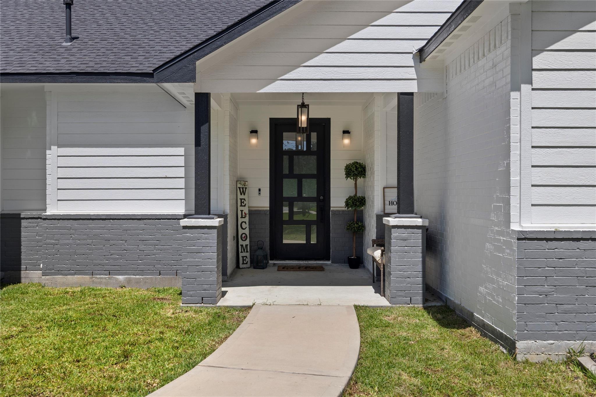 23148 Madeira Court