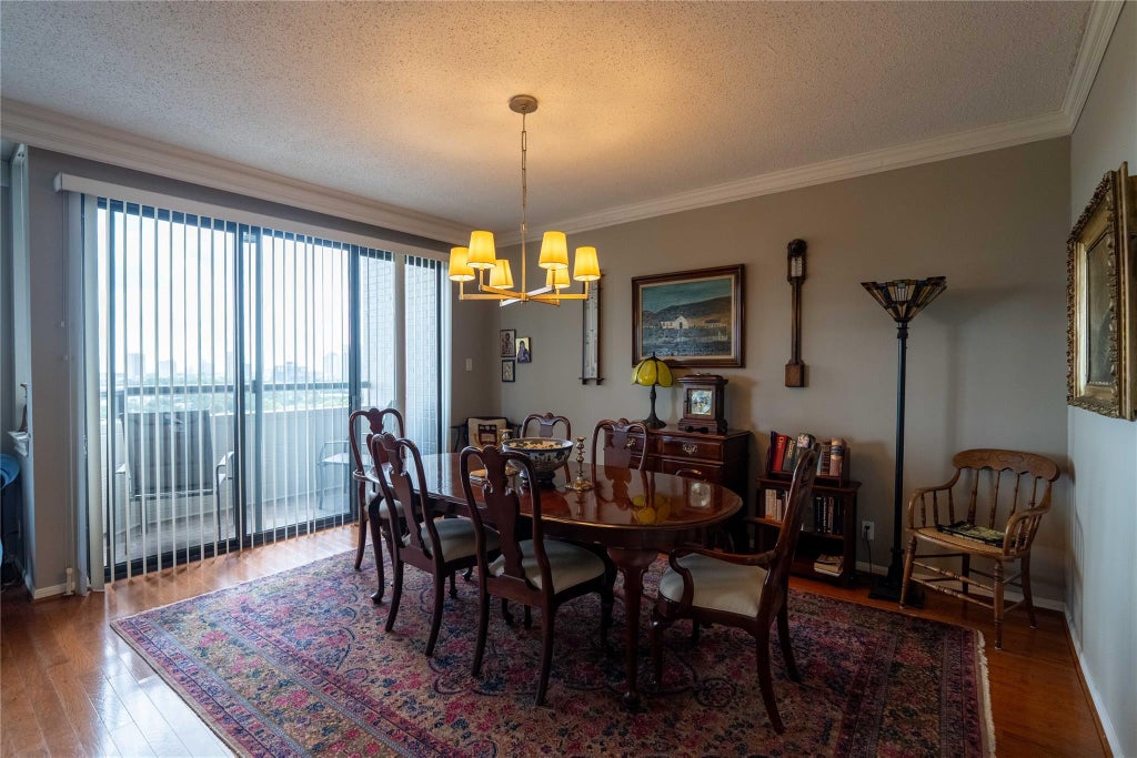 Photo of 651 Bering Drive #1301, Houston, TX 77057 (MLS # 9762738)