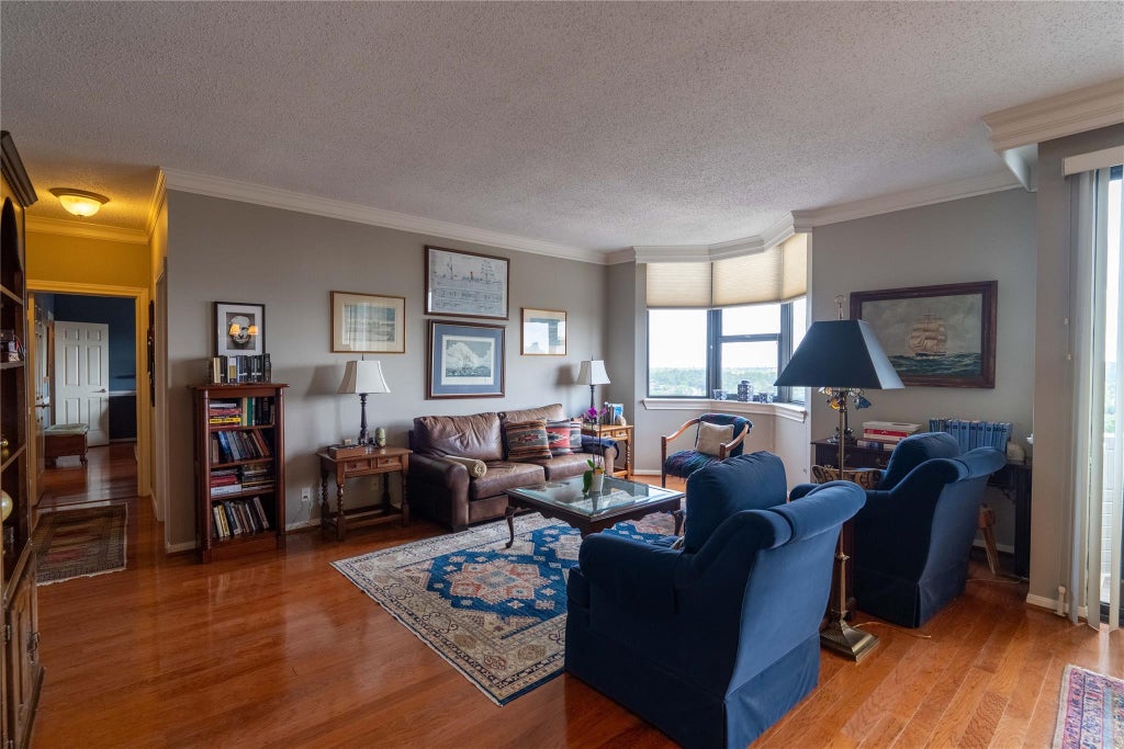 Photo of 651 Bering Drive #1301, Houston, TX 77057 (MLS # 9762738)