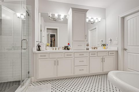 Tiny photo for 1610 E Bonner Street #A, Houston, TX 77007 (MLS # 92805808)