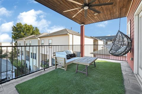 Tiny photo for 1610 E Bonner Street #A, Houston, TX 77007 (MLS # 92805808)