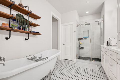 Tiny photo for 1610 E Bonner Street #A, Houston, TX 77007 (MLS # 92805808)