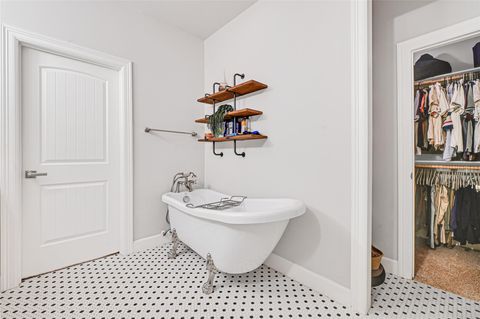 Tiny photo for 1610 E Bonner Street #A, Houston, TX 77007 (MLS # 92805808)