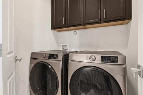 Tiny photo for 1610 E Bonner Street #A, Houston, TX 77007 (MLS # 92805808)