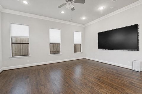 Tiny photo for 1610 E Bonner Street #A, Houston, TX 77007 (MLS # 92805808)