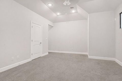 Tiny photo for 1610 E Bonner Street #A, Houston, TX 77007 (MLS # 92805808)