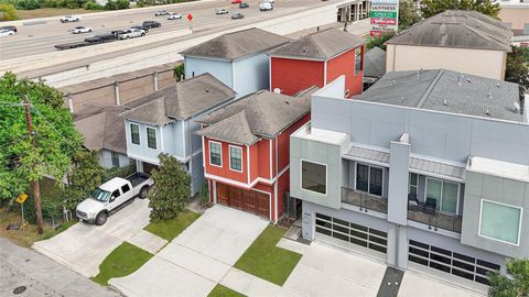 Tiny photo for 1610 E Bonner Street #A, Houston, TX 77007 (MLS # 92805808)