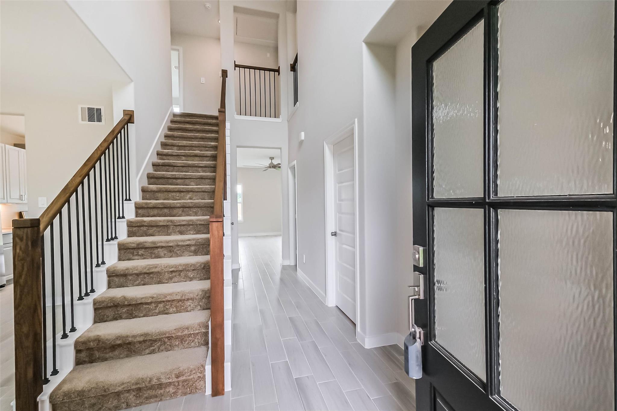 2423 Inlet Court