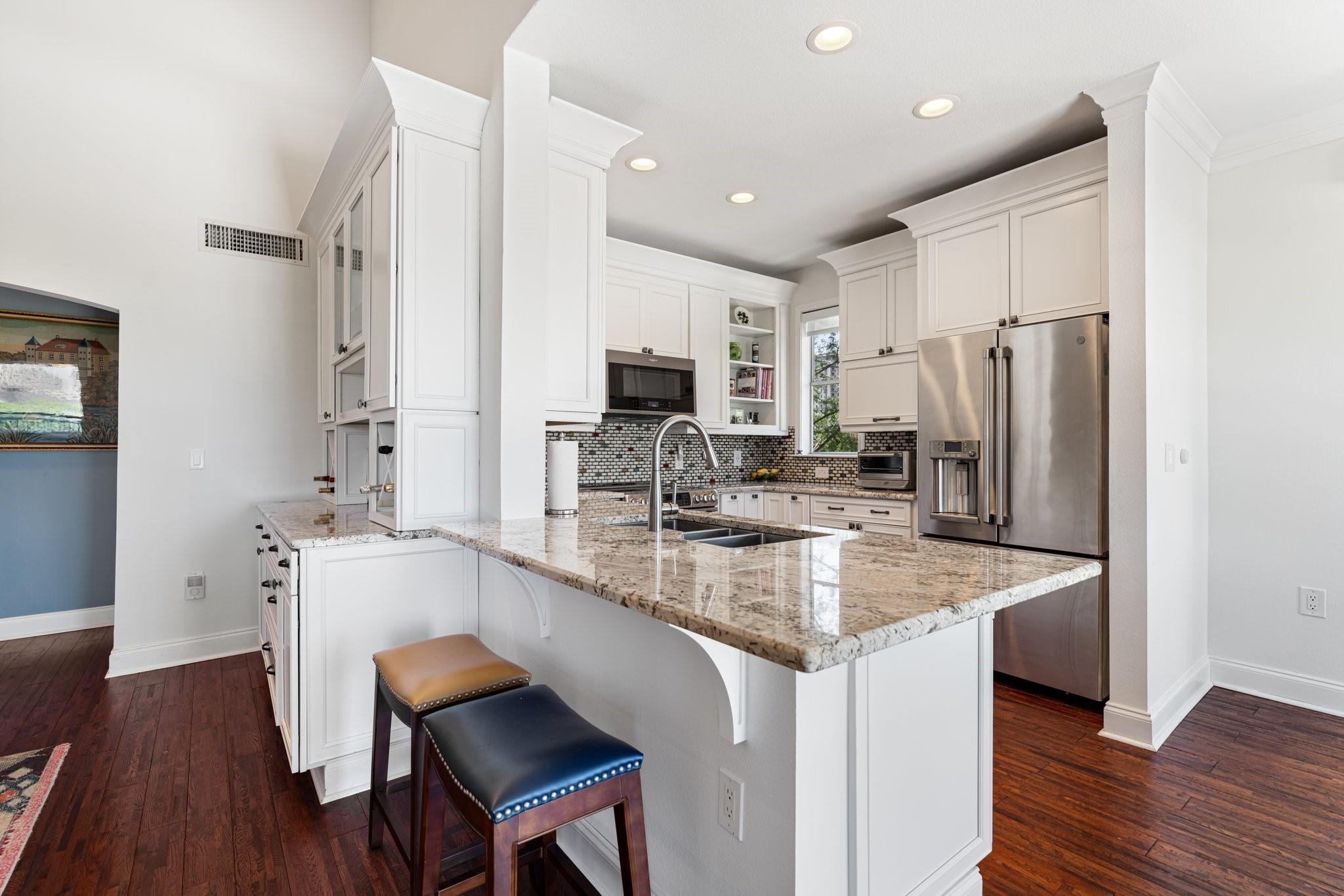 2400 Mccue Road 440