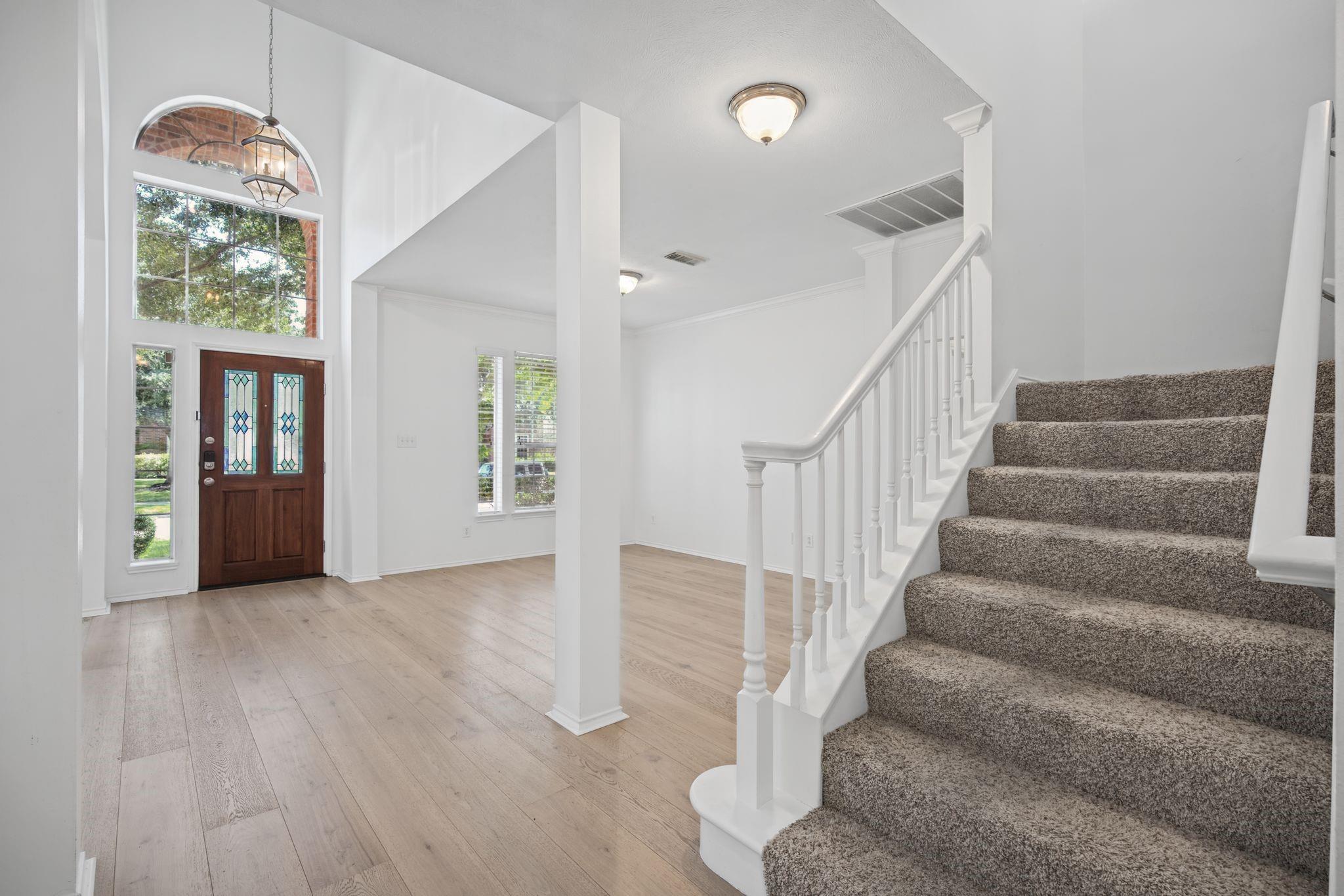 4426 Desert Cliff Court