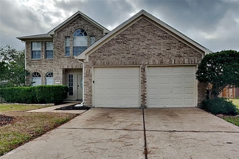 Photo of 4834 Elkmont Court, Pearland, TX 77584 (MLS # 26312611)