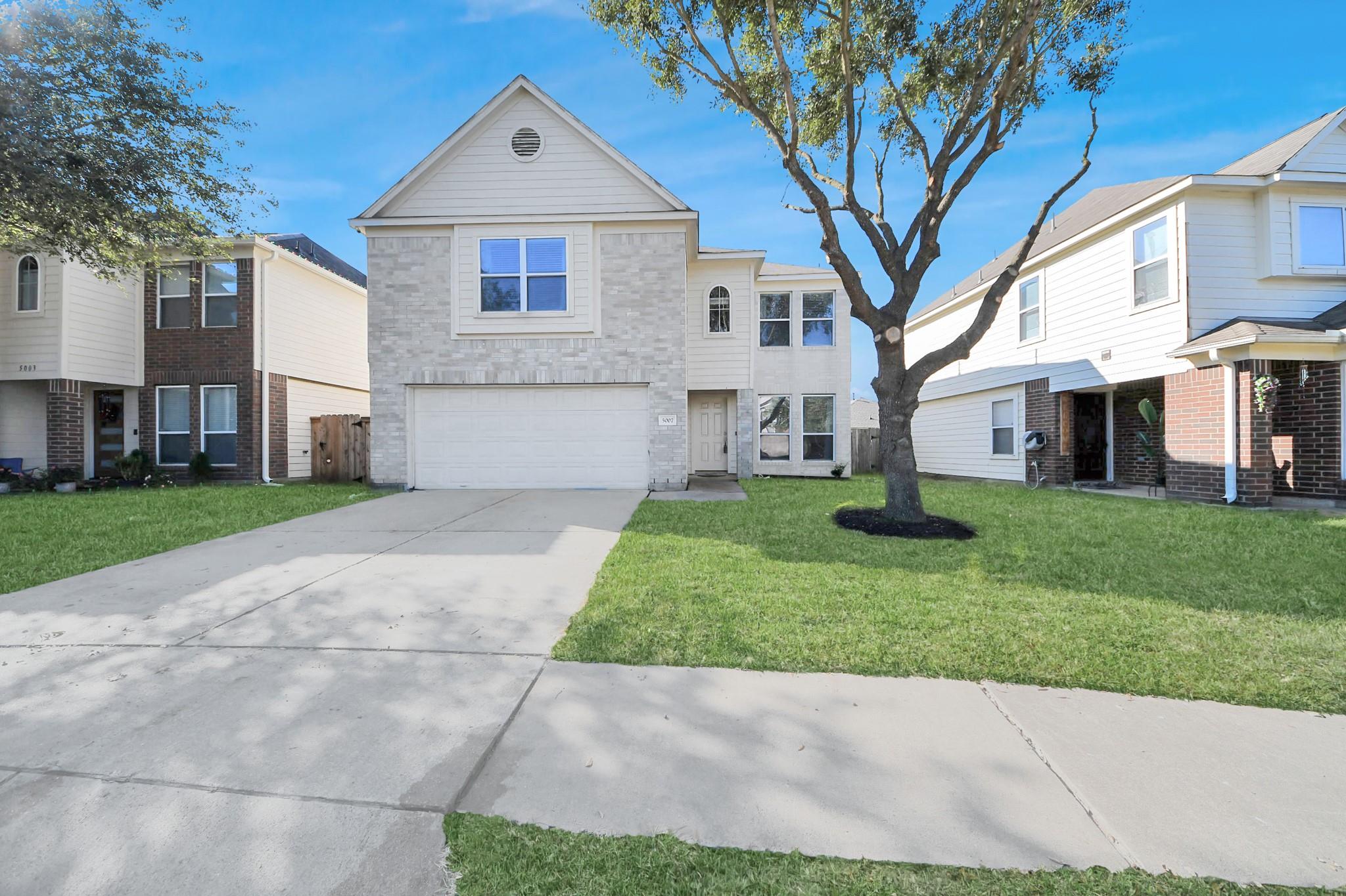 5007 Lamppost Hill Court