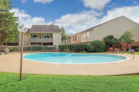 Tiny photo for 5005 Georgi Lane #36, Houston, TX 77092 (MLS # 42466472)