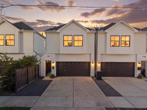 Photo of 1128 Malone Street, Houston, TX 77007 (MLS # 24840762)