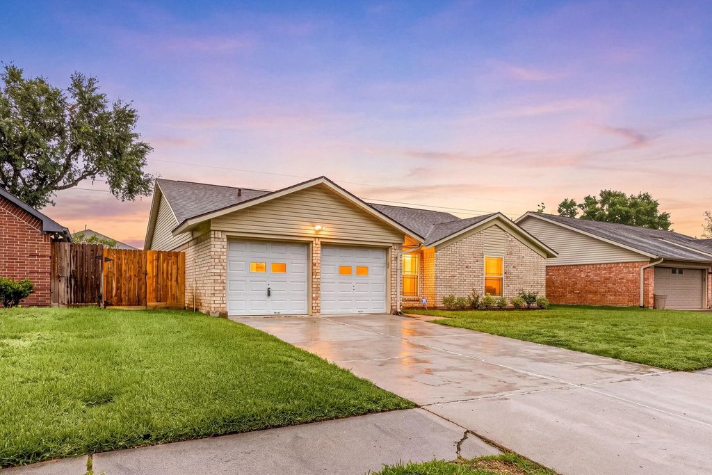 Photo of 2306 Townhall Lane, Katy, TX 77449 (MLS # 2173570)