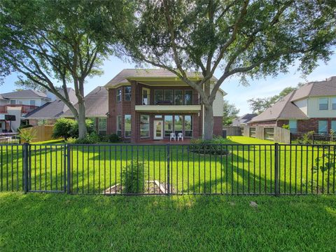 Photo of 3011 Taylorcrest Drive, Pearland, TX 77584 (MLS # 52477381)