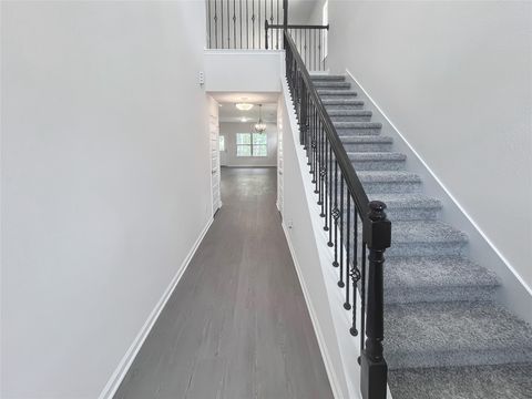 Tiny photo for 15523 Foresail Lane, Houston, TX 77053 (MLS # 82680813)