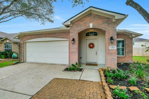 Photo of 6310 Macquarie Drive, Katy, TX 77449 (MLS # 9138686)