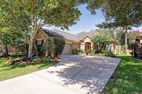 Photo of 1515 Orchard Park Drive, Houston, TX 77077 (MLS # 34475477)