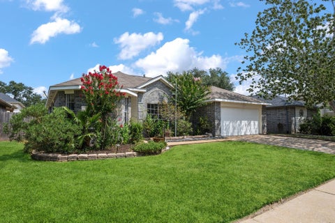 Photo of 19506 Elmtree Estates Drive, Katy, TX 77449 (MLS # 63474594)