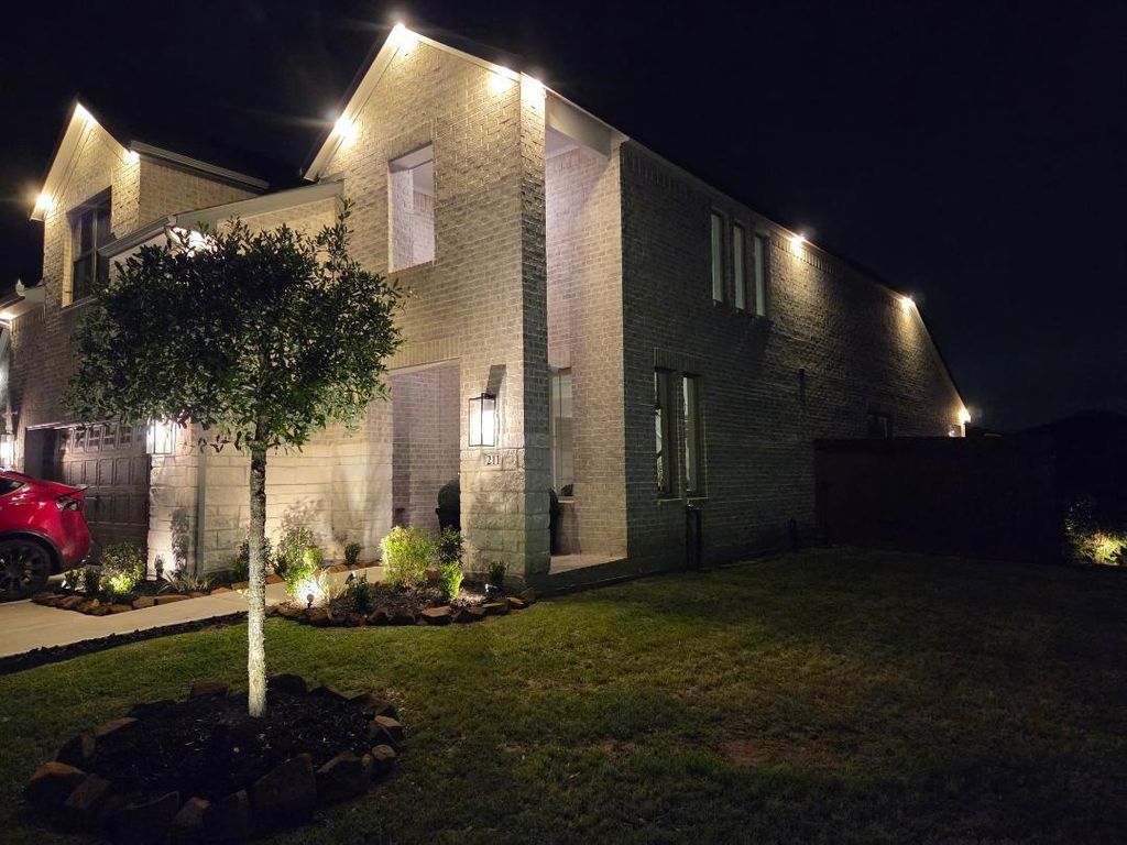 Photo of 211 Vista Knoll Court, New Caney, TX 77357 (MLS # 22023342)