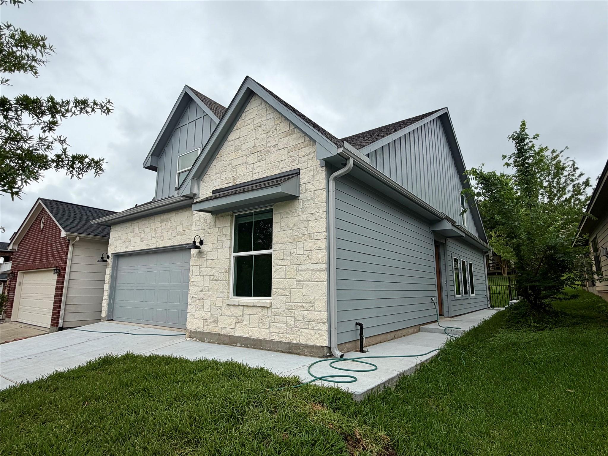 110 Cove Place Court