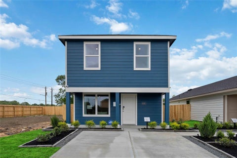 Photo of 6006 Pineapple Street, Houston, TX 77048 (MLS # 28785065)