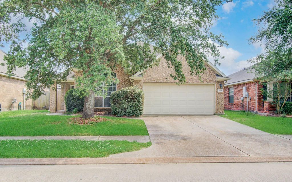 Photo of 21606 Kings Bend Drive, Kingwood, TX 77339 (MLS # 69832982)