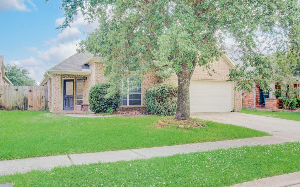 Photo of 21606 Kings Bend Drive, Kingwood, TX 77339 (MLS # 69832982)
