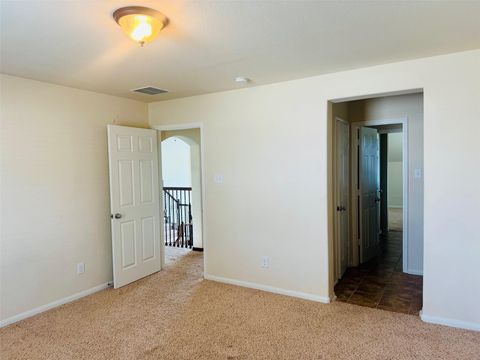 Tiny photo for 10002 Nathans Cove, Houston, TX 77089 (MLS # 48366618)
